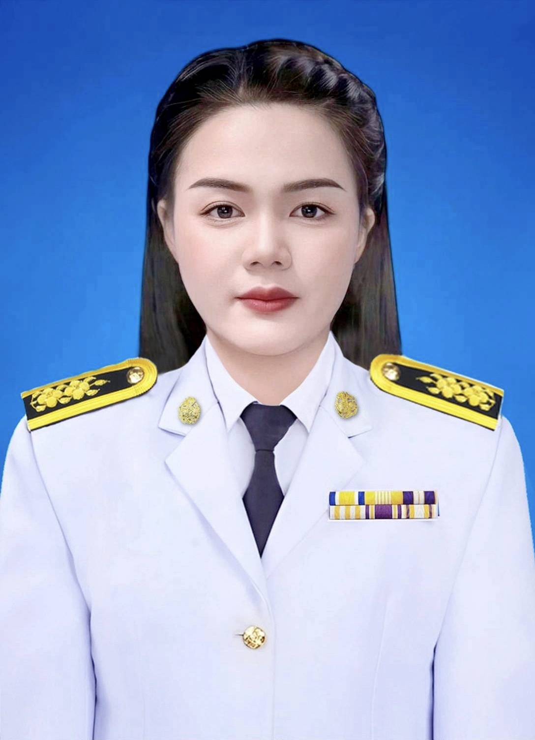 นางสาวนิภาพร อุตรนคร