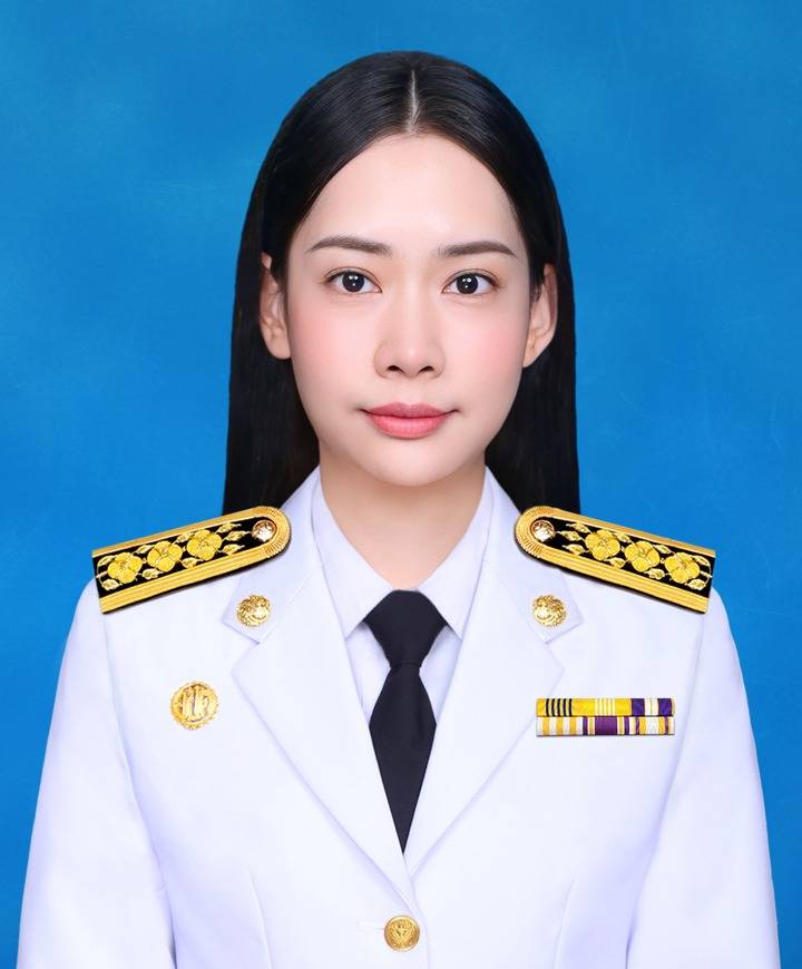 นางสาวจิณห์จุฑา เสนาไชย